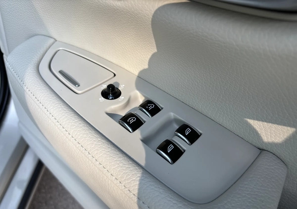 Volvo S90 cena 119900 przebieg: 55200, rok produkcji 2017 z Kostrzyn nad Odrą małe 232
